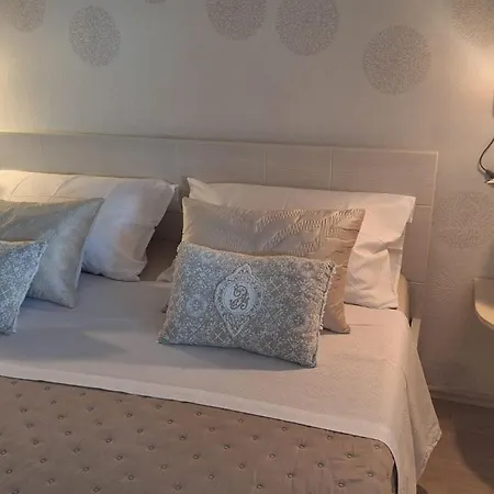 Apartment With Parking Space Hvar - 11936 *